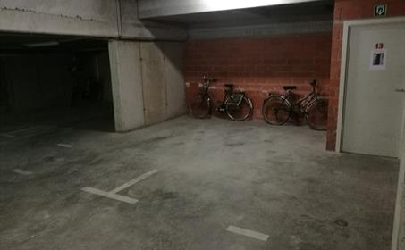 Garage-Parking Verhuurd Koksijde