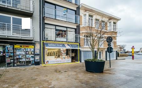 Commercial property For sale De Panne